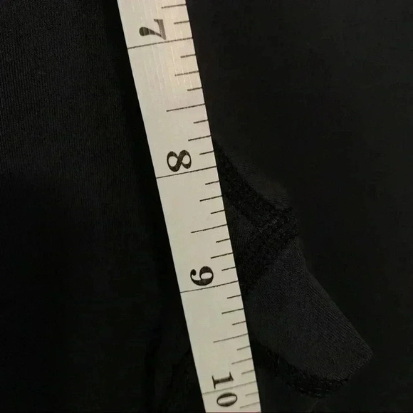 Zyia Black Cropped - Picture 6 of 11